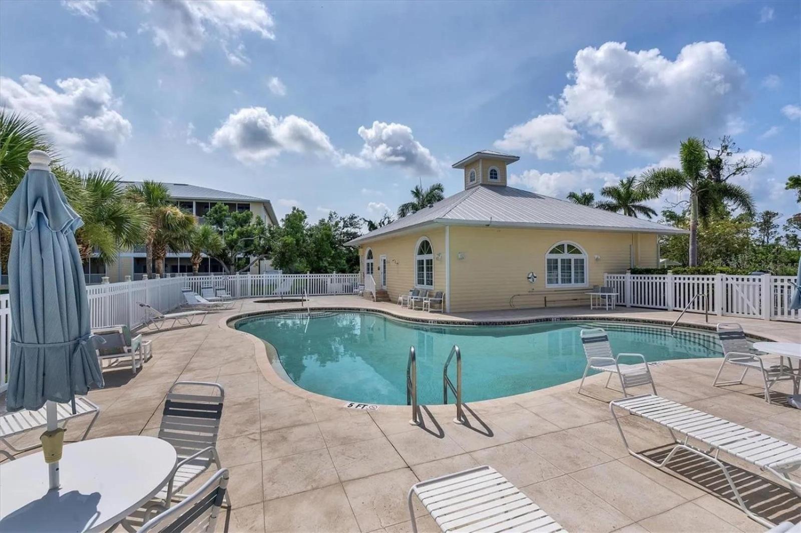 Waterside Condo Rotonda West Exterior foto